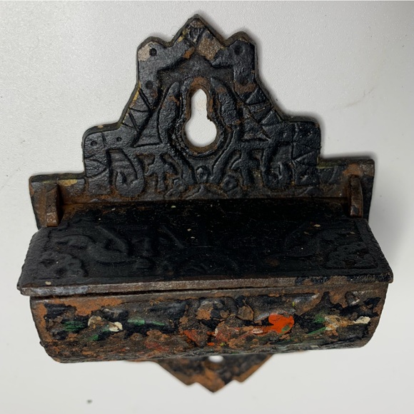 Antique Cast Iron Matchstick Holder w/ Lid Vintage Wall Mount FREE MATCHES - Picture 3 of 12